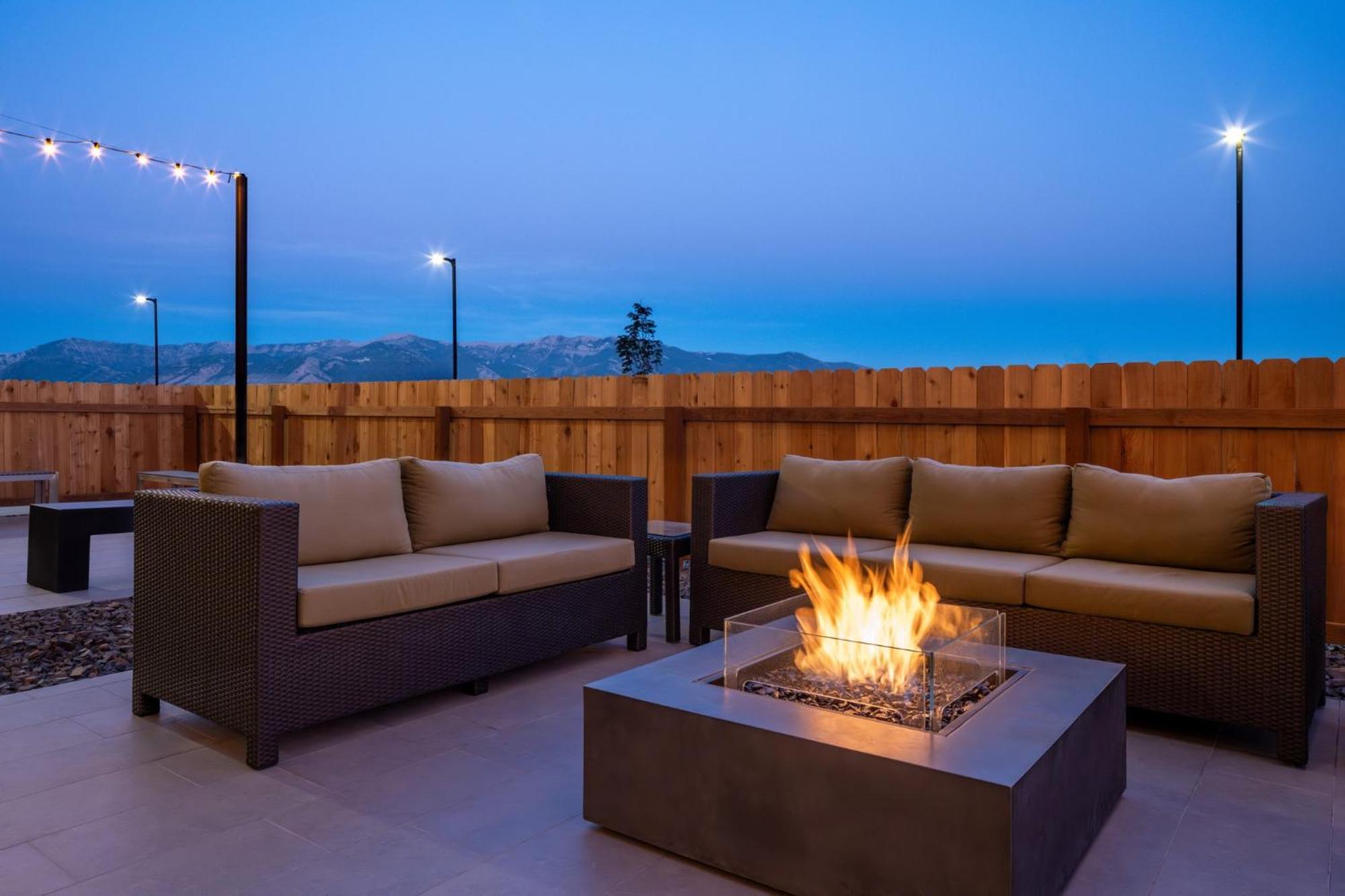 Even Hotel Bozeman Yellowstone Intl Arpt By Ihg Belgrade Exterior foto